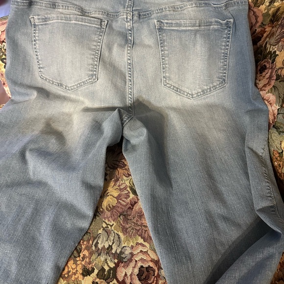 Torrid Jeans/Jeggings, size 20R. - Picture 3 of 3